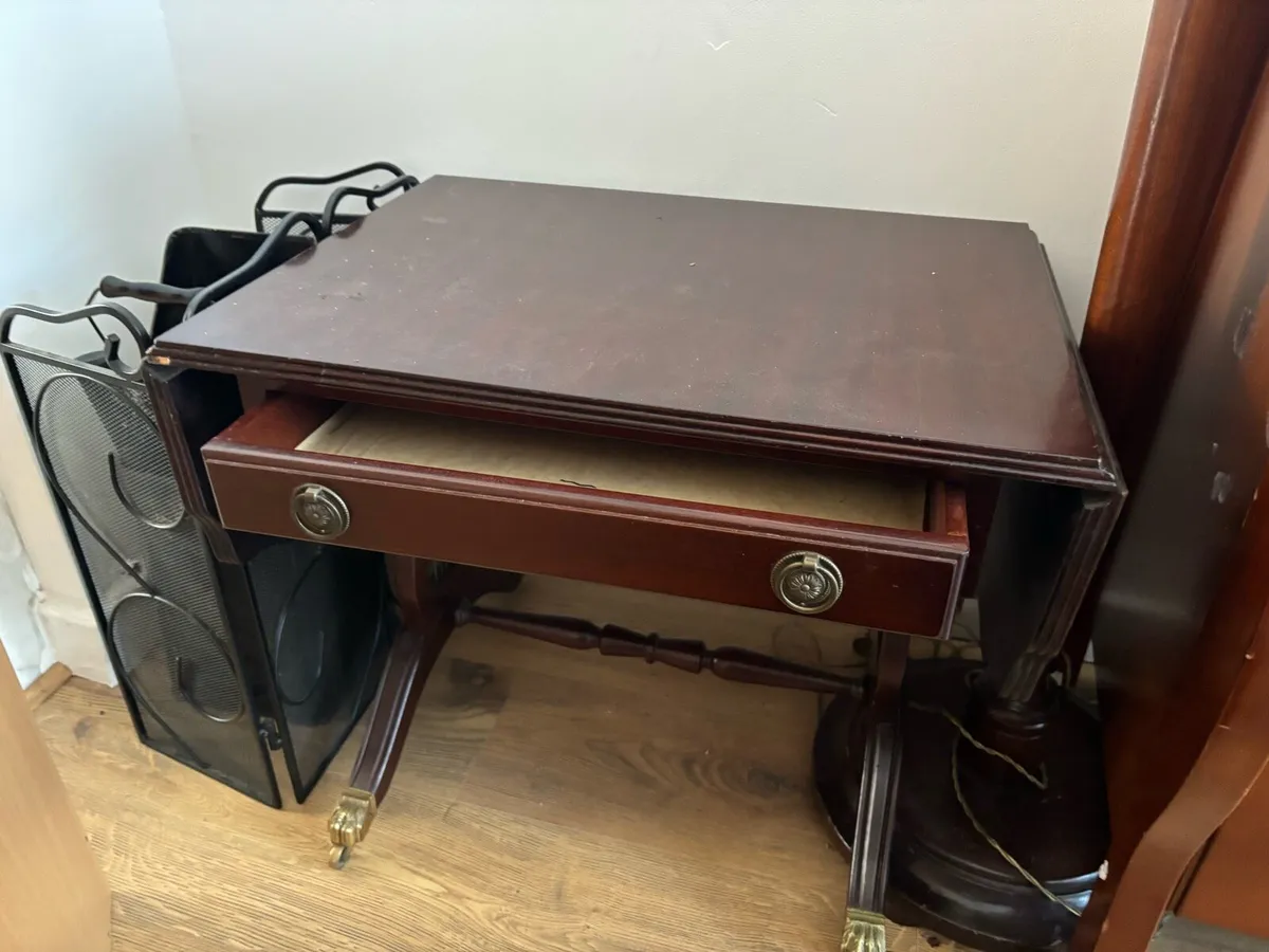 Small folding table - Image 2