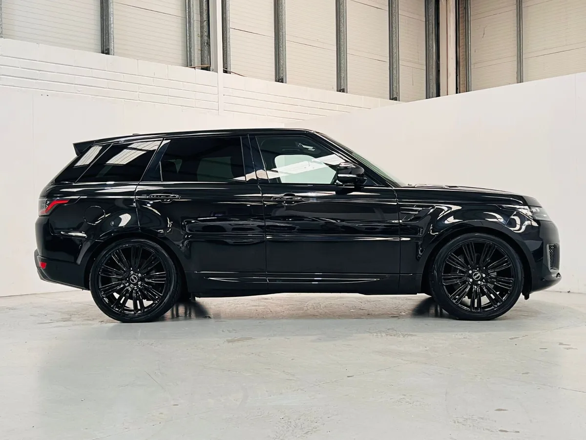 202 Land Rover Range Rover Sport P400E HSE Dyn - Image 3
