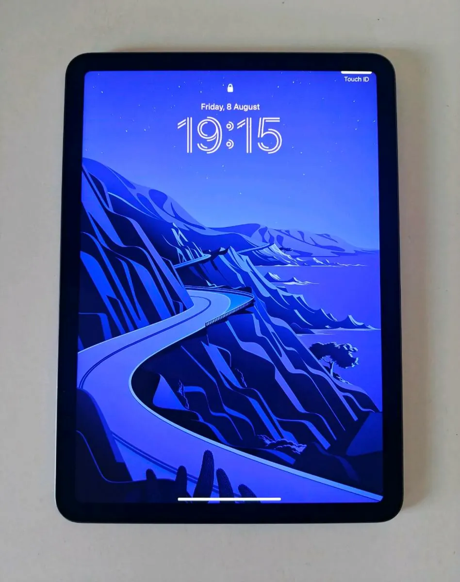 iPad Air 5th Gen - Image 1