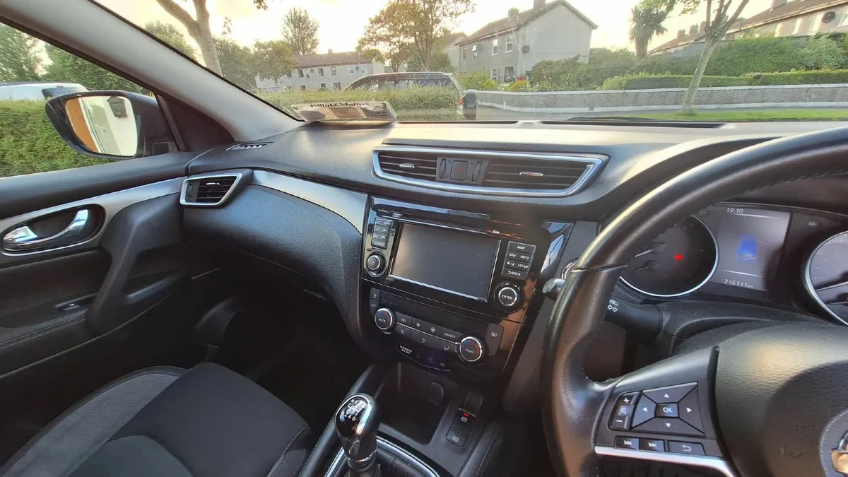 Nissan Qashqai 2018 - Image 3