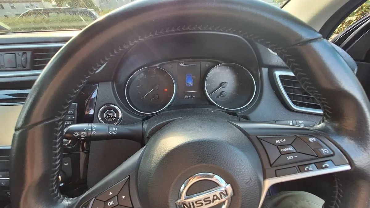 Nissan Qashqai 2018 - Image 4