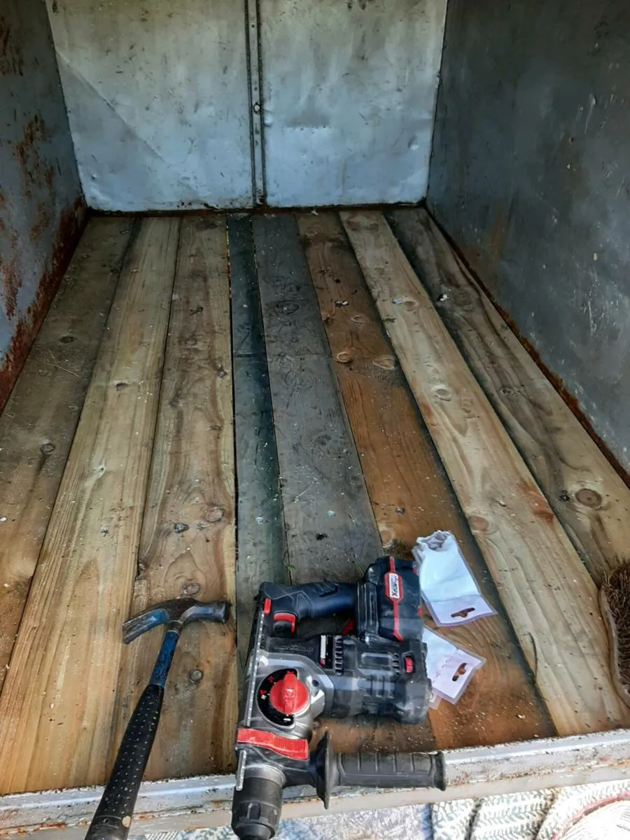 Enclosed Box trailer - Image 4