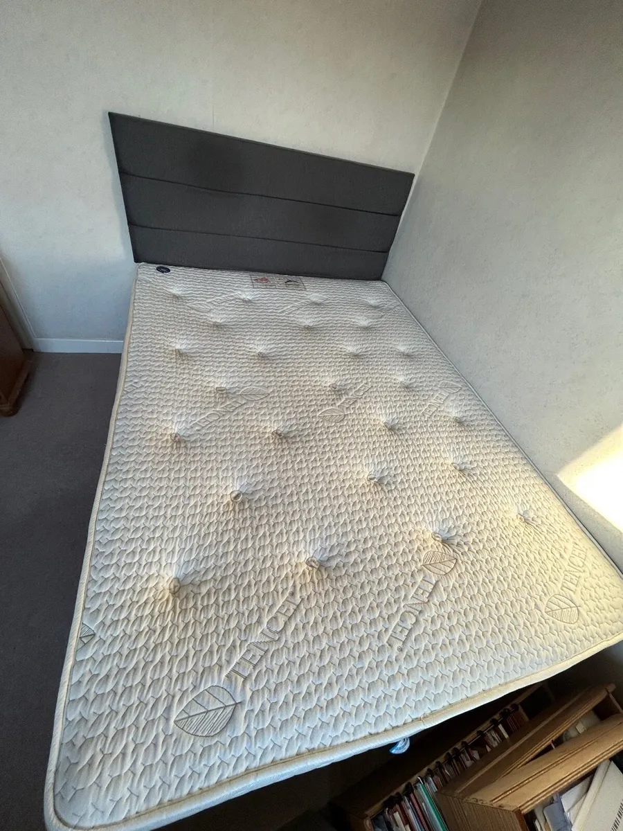 Double bed base and headboard - Image 2