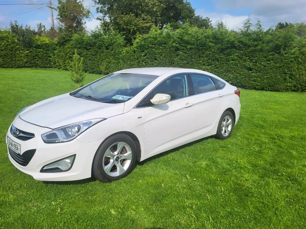 Car - Image 2