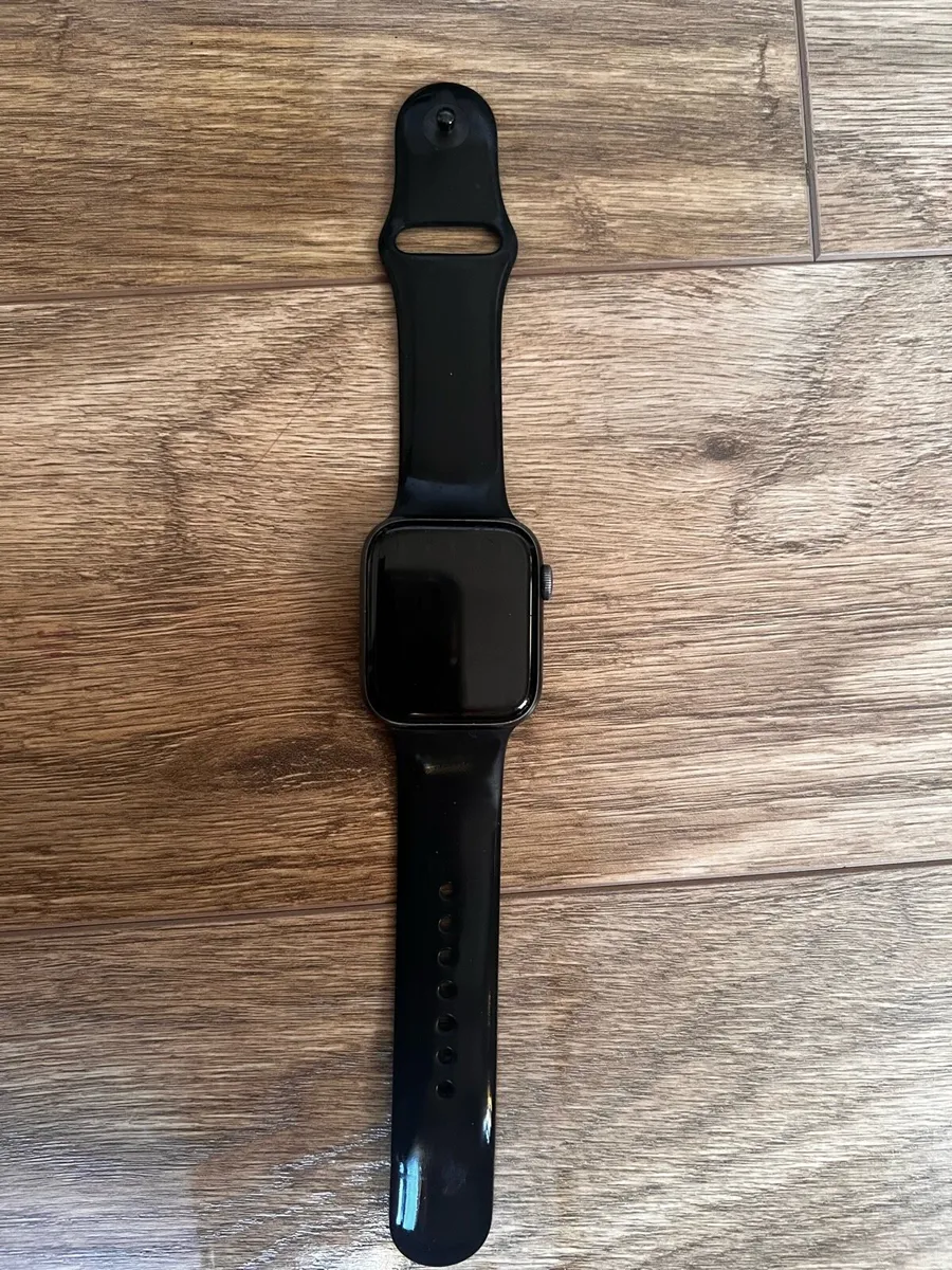Apple Watch Series 4/44mm - Image 1