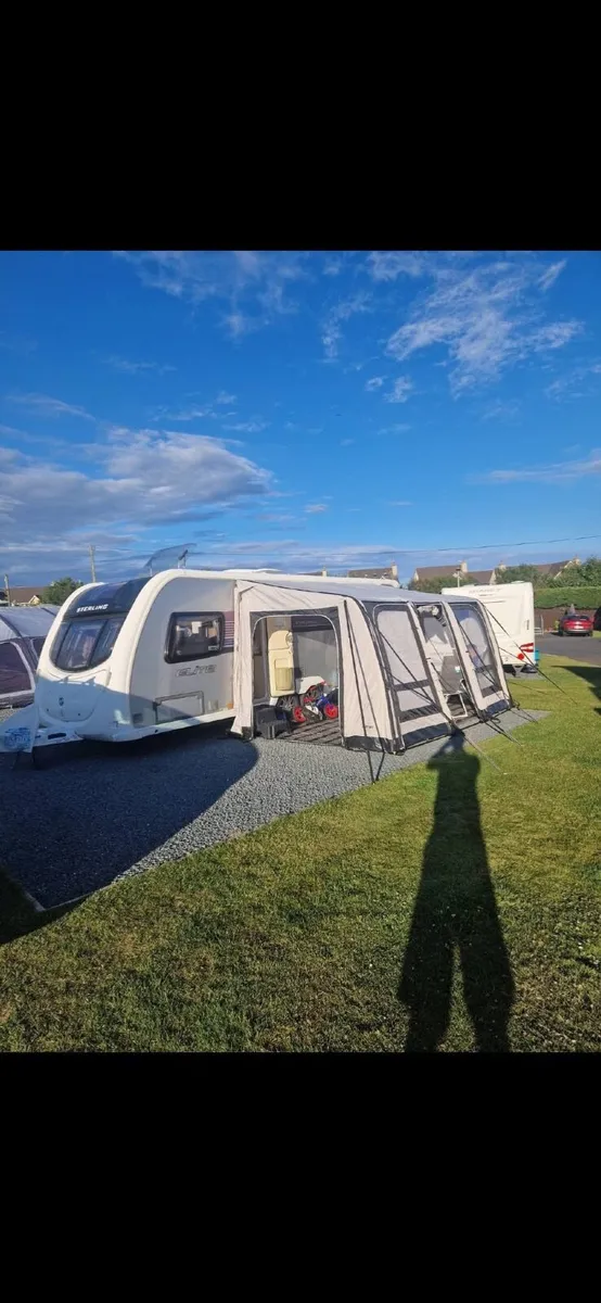 Caravan - Image 1