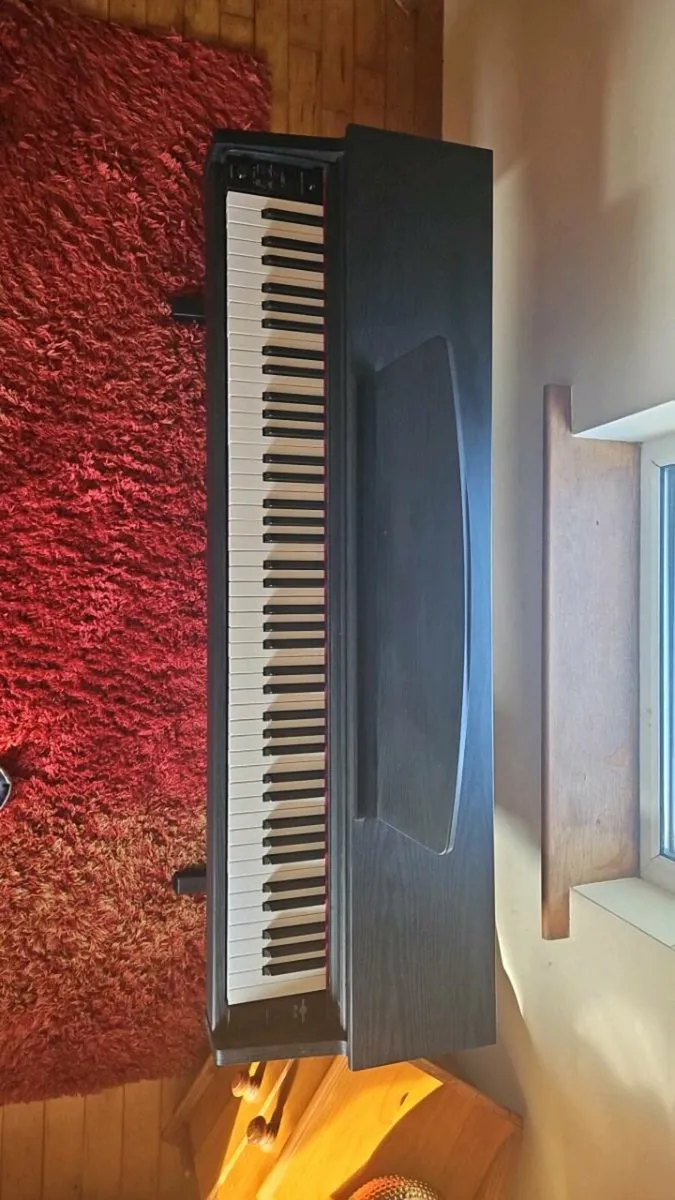 Gear4Music Digital Piano - Image 2