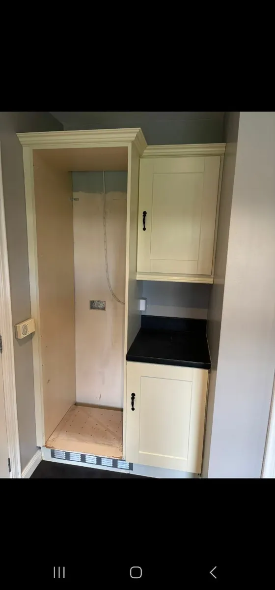 Full Kitchen - Image 2