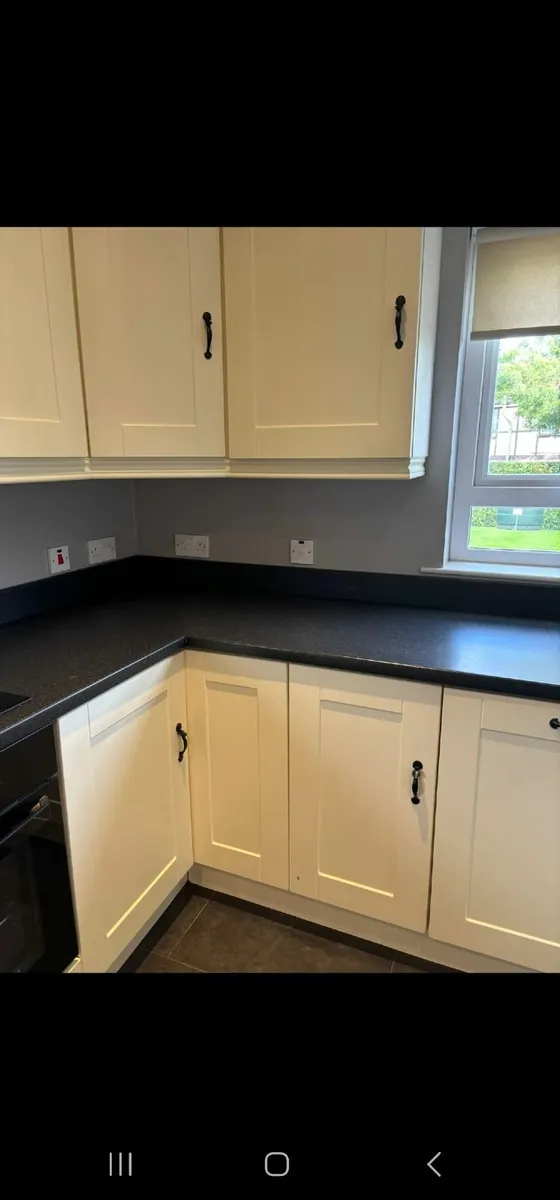 Full Kitchen - Image 4