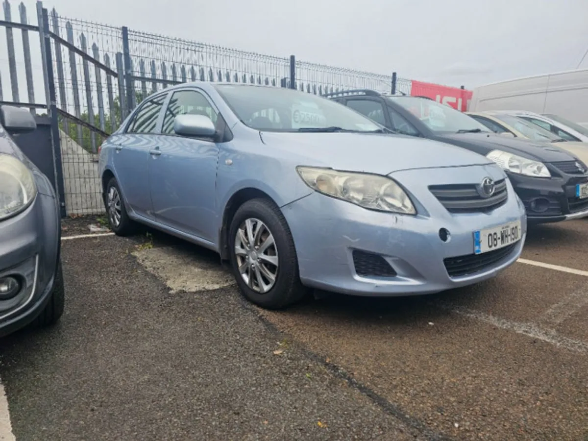 Toyota Corolla 1.4 Terra - Image 1
