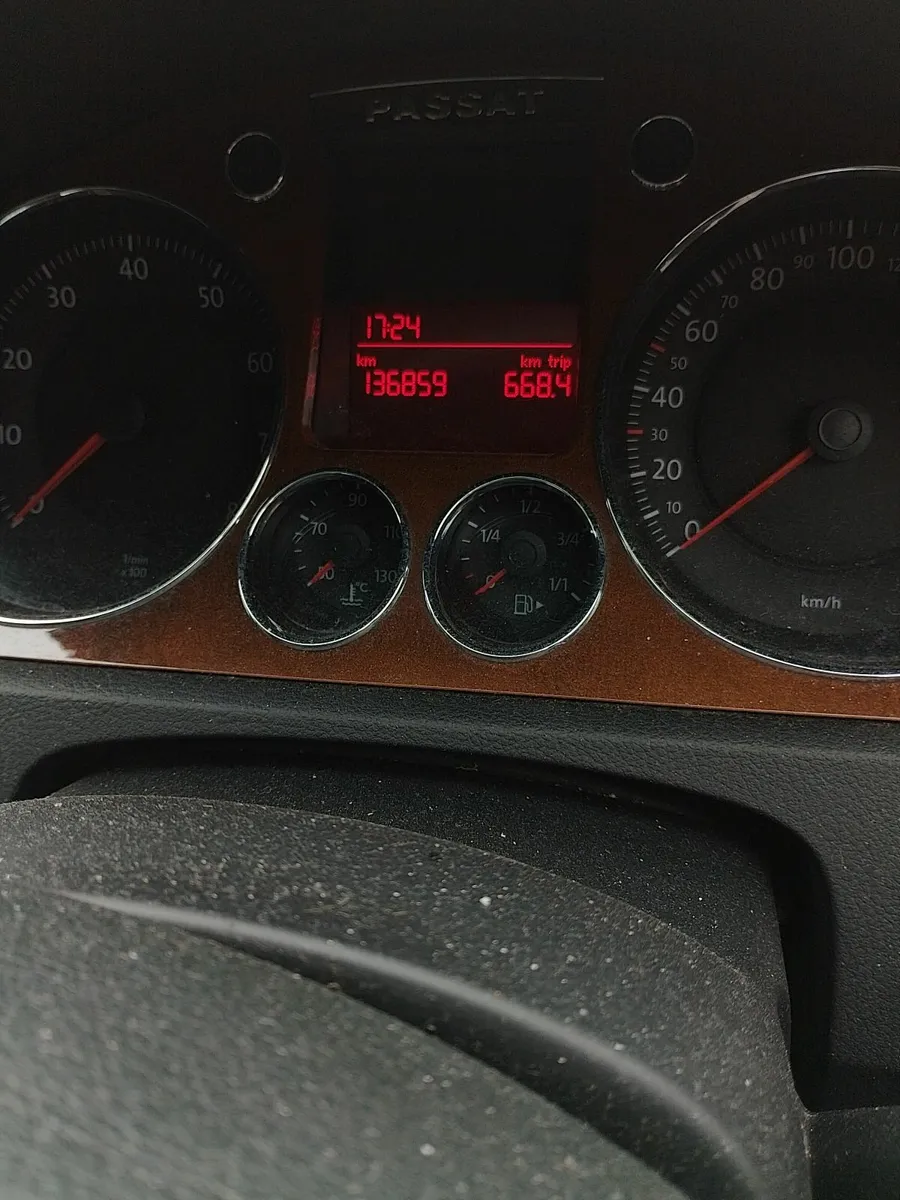 Car - Image 3
