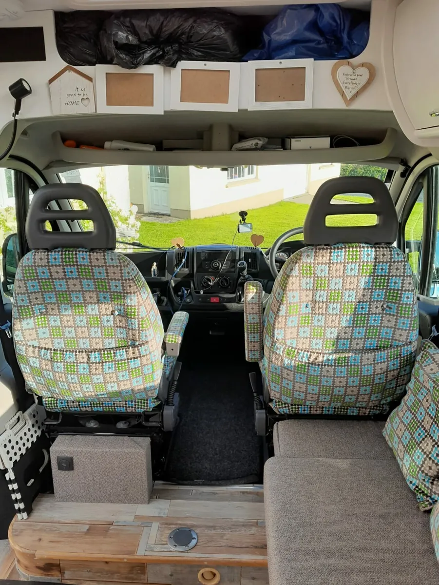Motorhome - Image 4