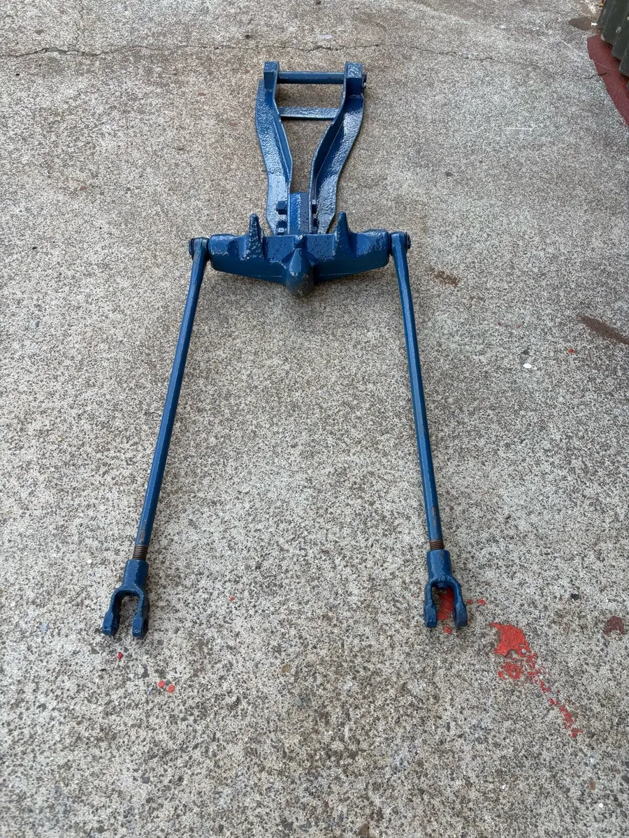 Hitch for a ford tractor - Image 2