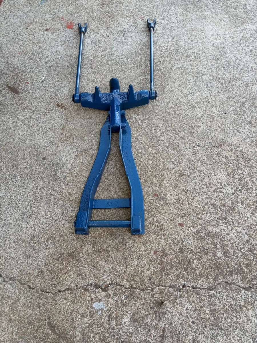 Hitch for a ford tractor - Image 4