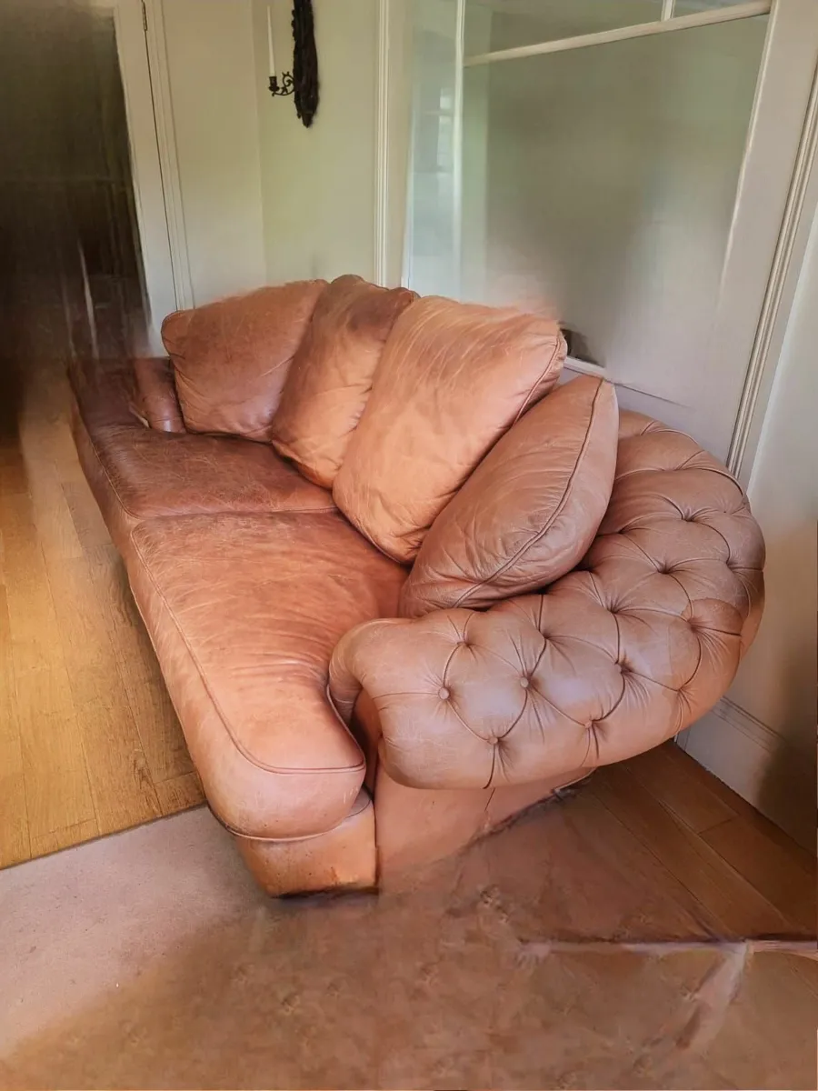 3 seater leather sofa - Image 3