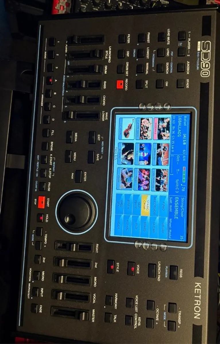 Ketron SD90 - Image 1