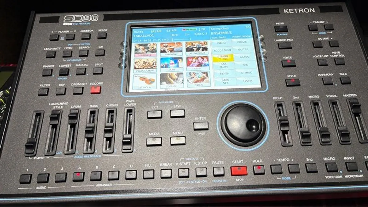 Ketron SD90 - Image 3