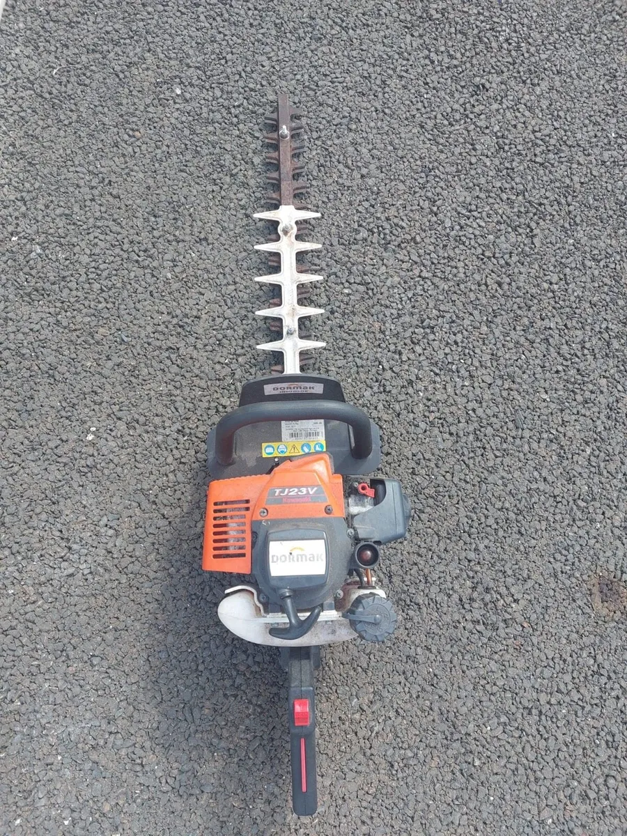 Dormak Petrol Hedge Trimmer - Image 1