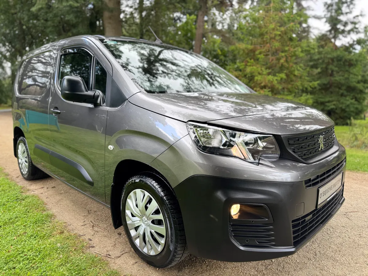 1.5HDI PROFESSIONAL PLUS 3SEATER * NO VAT * - Image 4