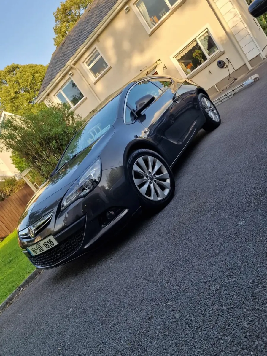 Vauxhall Astra GTC - Image 1