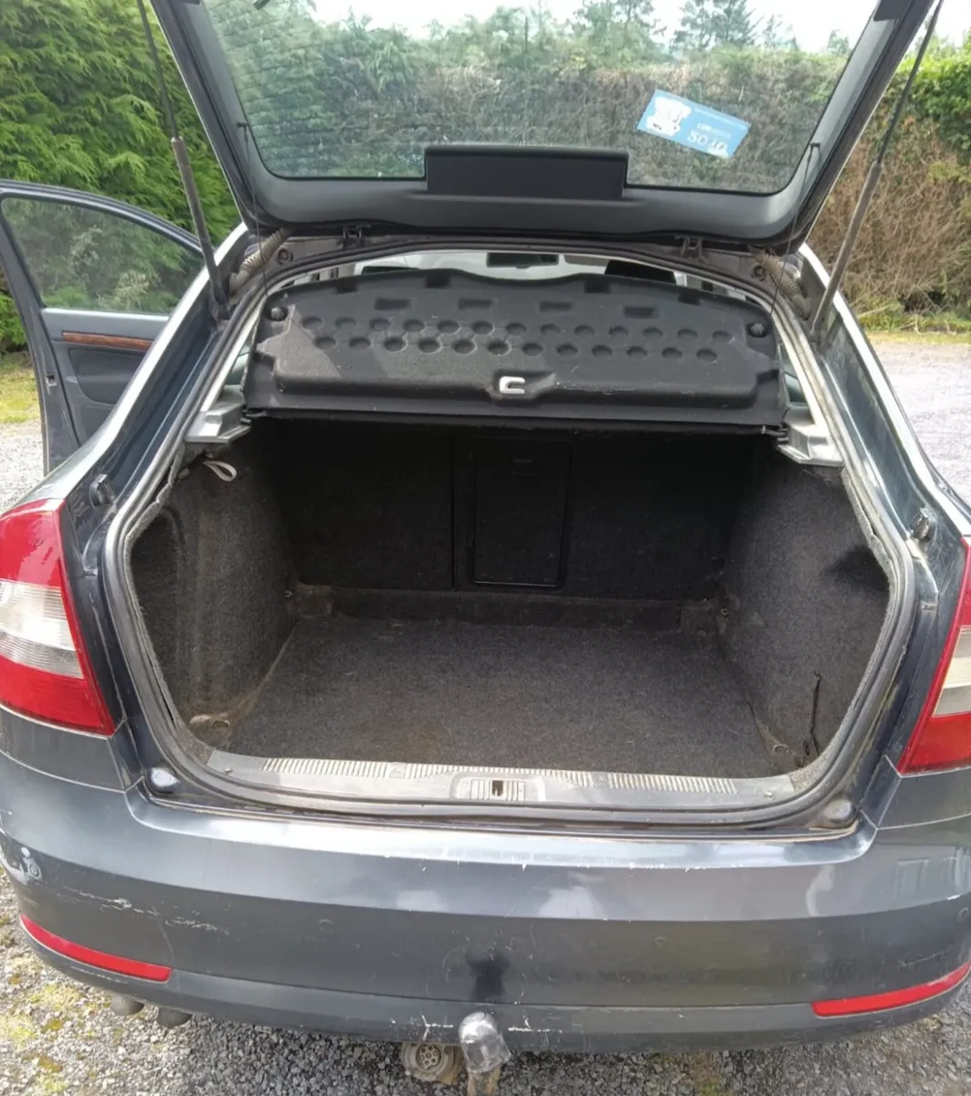Skoda Octavia 2010 - Image 4