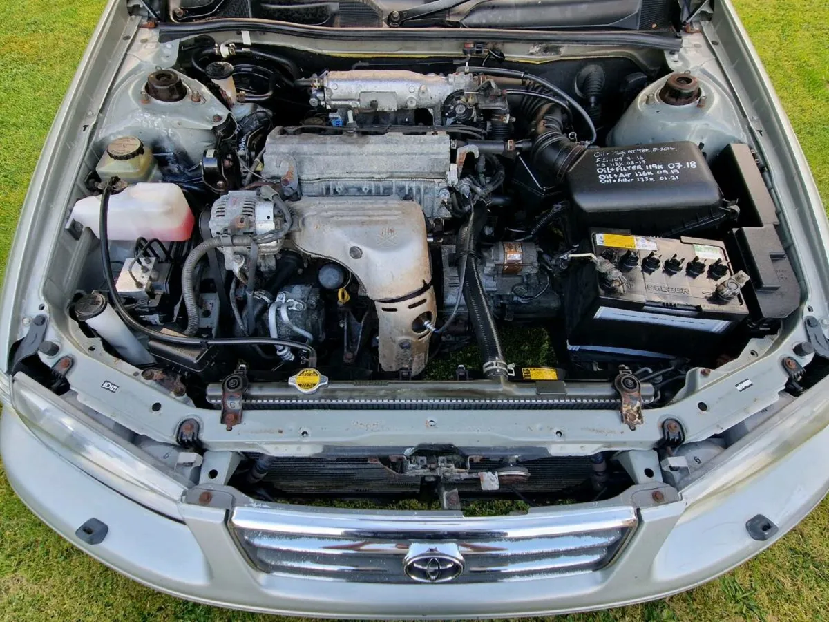 Toyota Camry - Image 4