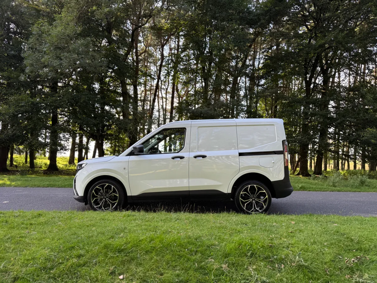 Ford Transit Courier 2024 New Model - Image 4