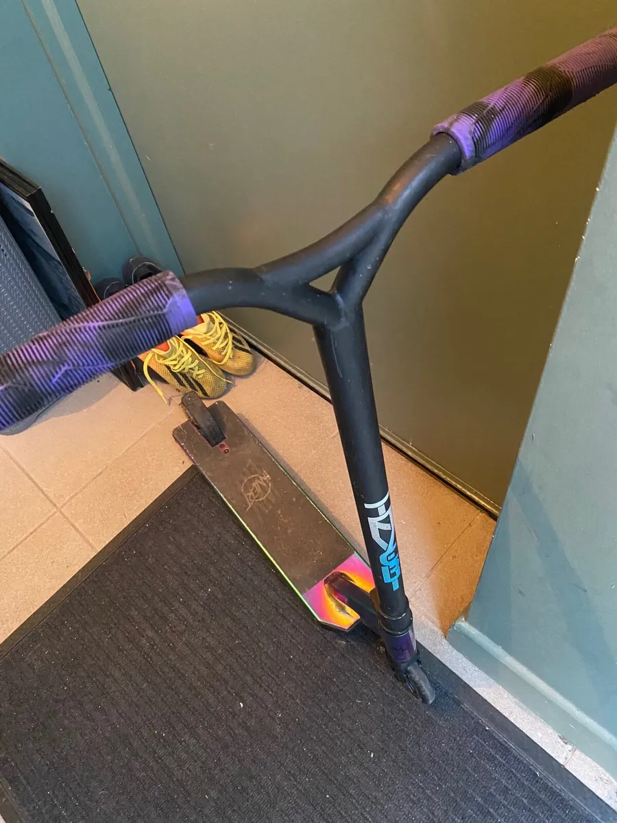 Scooter - Image 1