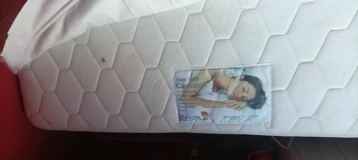 Double bed with mattress - Image 2