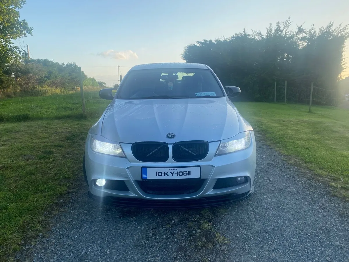 BMW E90 318D MSport - Image 2