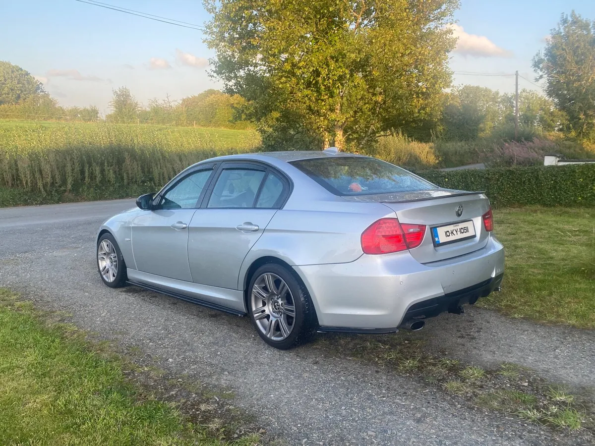 BMW E90 318D MSport - Image 4