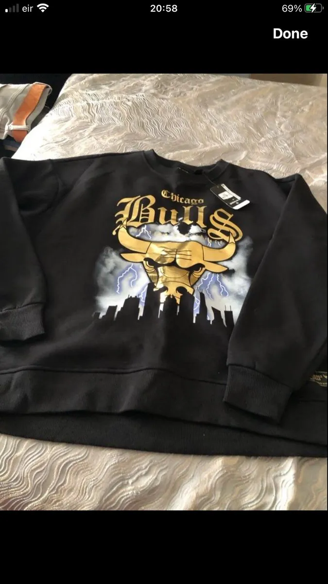 Mens BNWT hoodie size XL €10 - Image 1