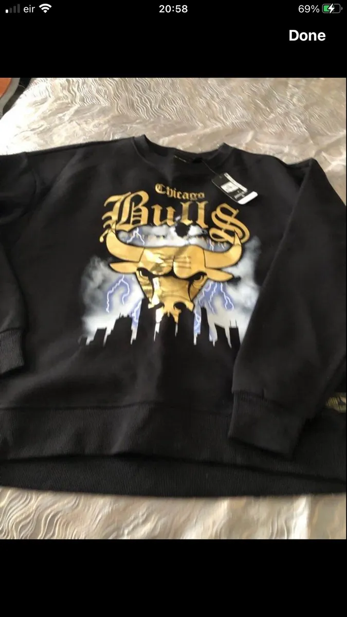 Mens BNWT hoodie size XL €10 - Image 2