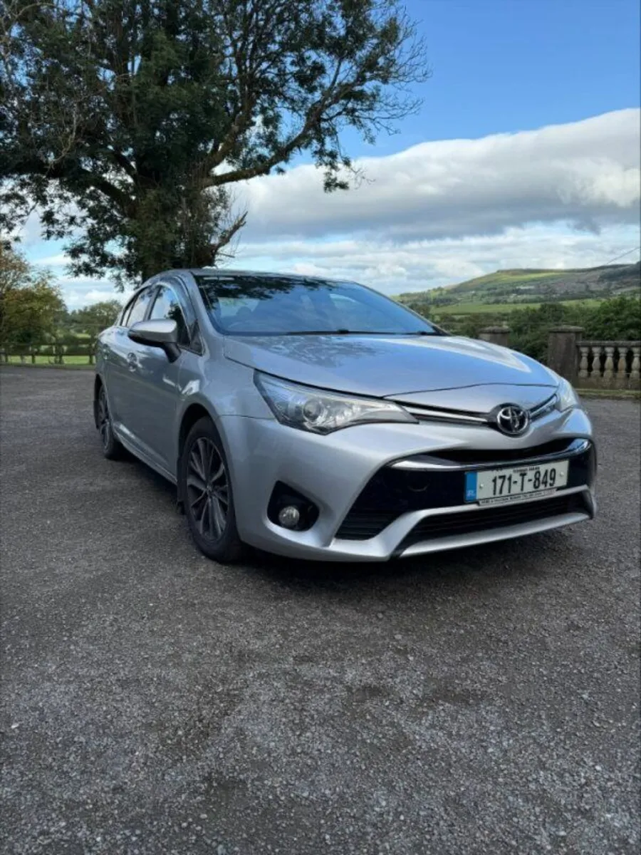 Toyota Avensis 2017 - Image 1