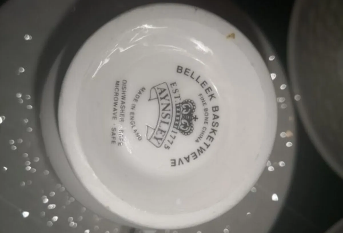 Aynsley Belleek basket weave set - Image 3