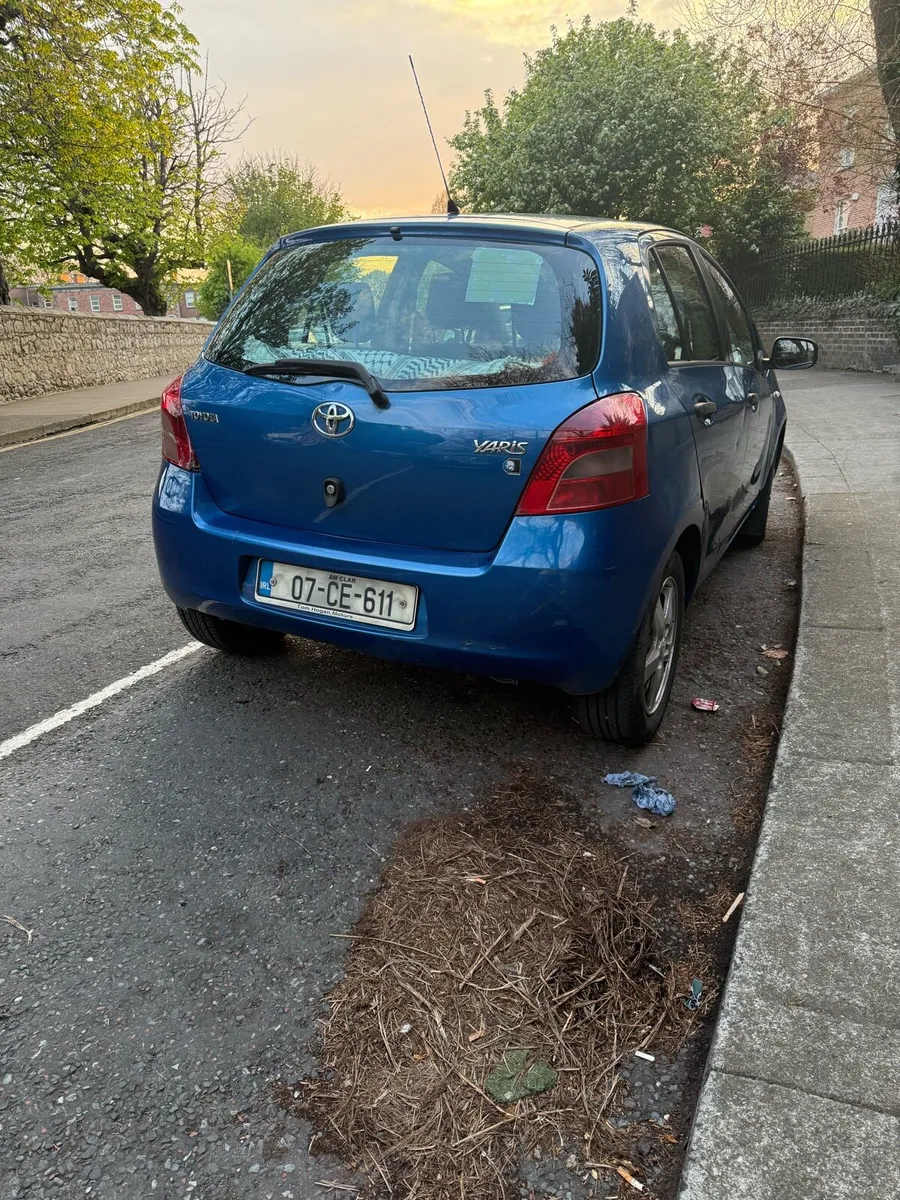 Car - Image 3