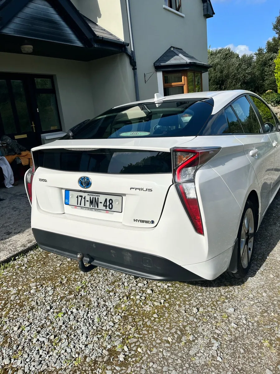 Toyota Prius - Image 4