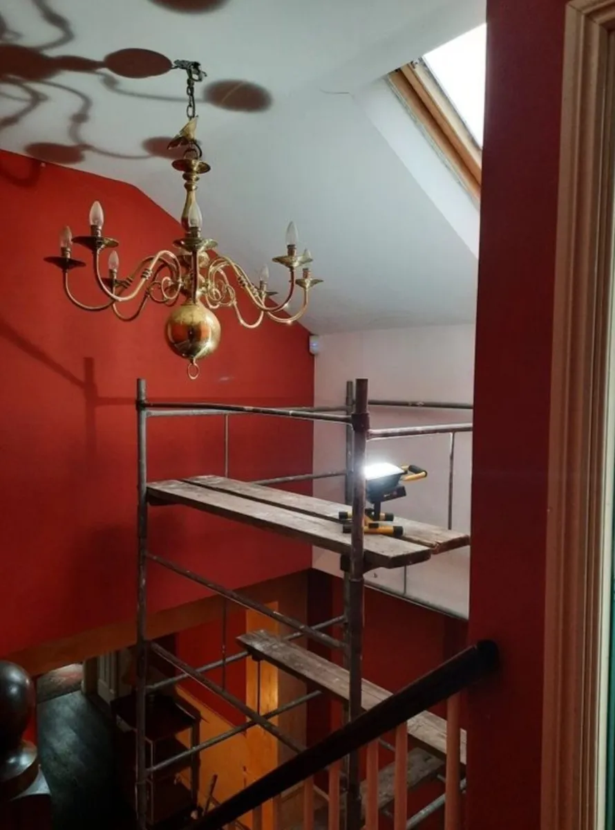 Chandelier - Gold - Image 1