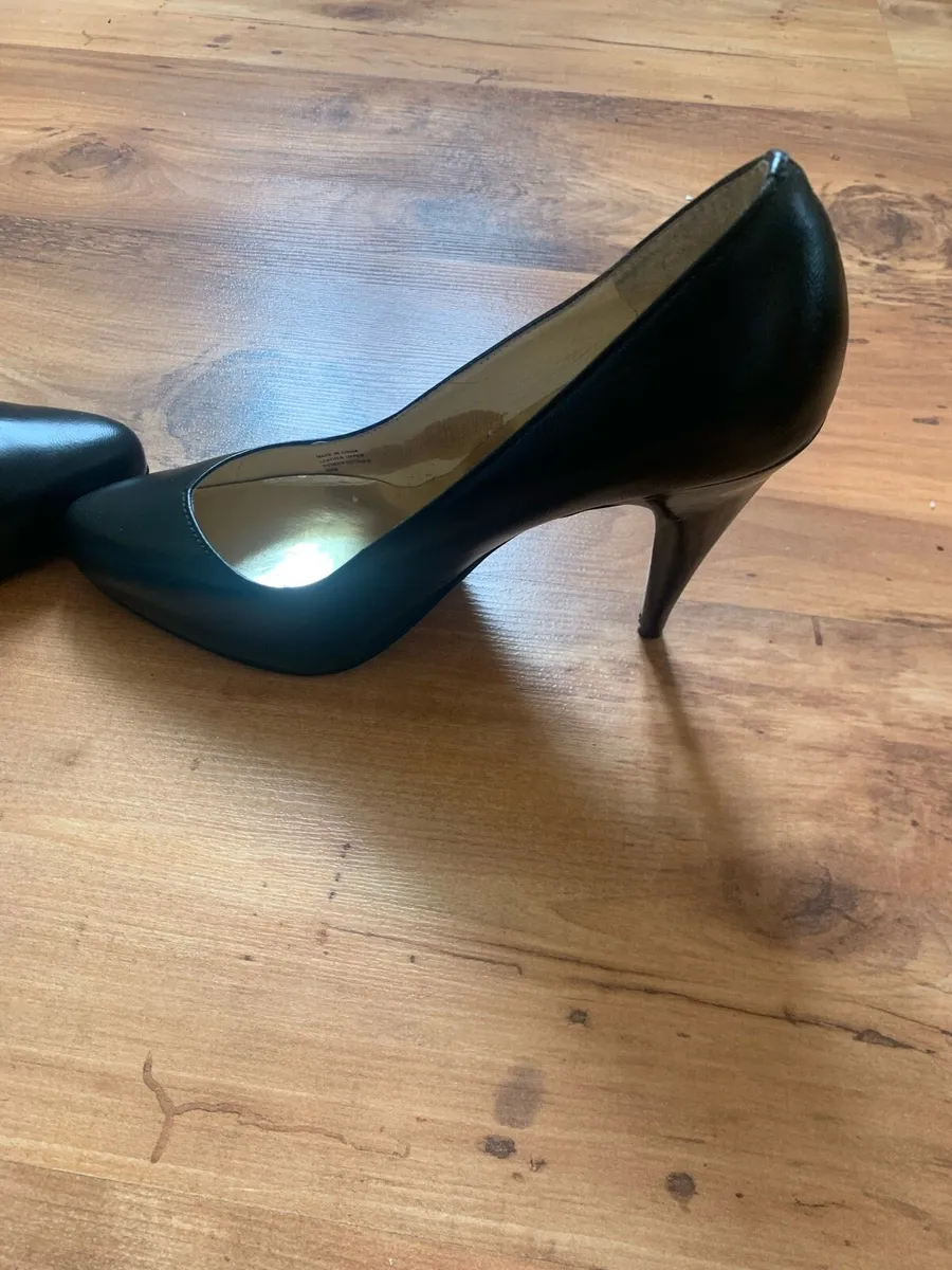 Shoes - Image 2