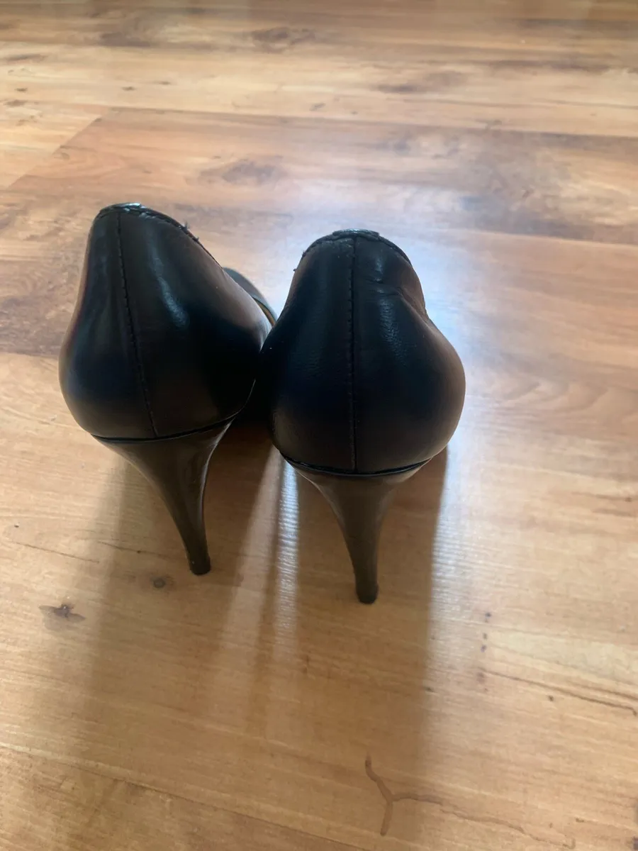 Shoes - Image 4