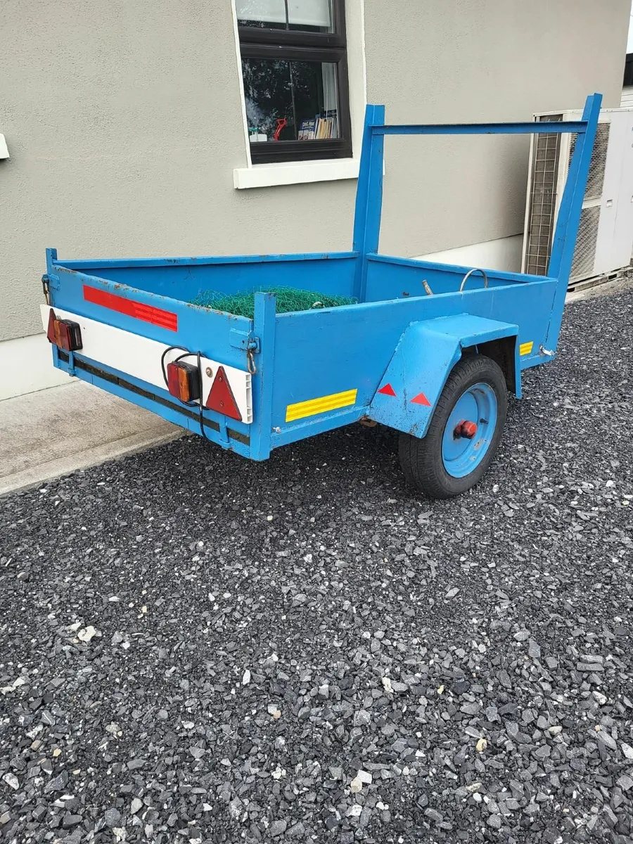 trailer - Image 1