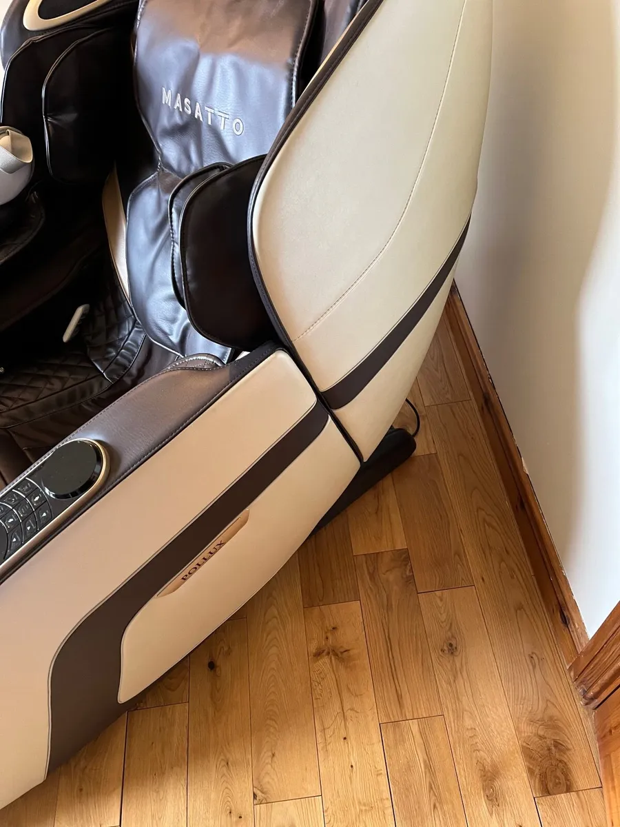 Massatto massage chair - Image 4