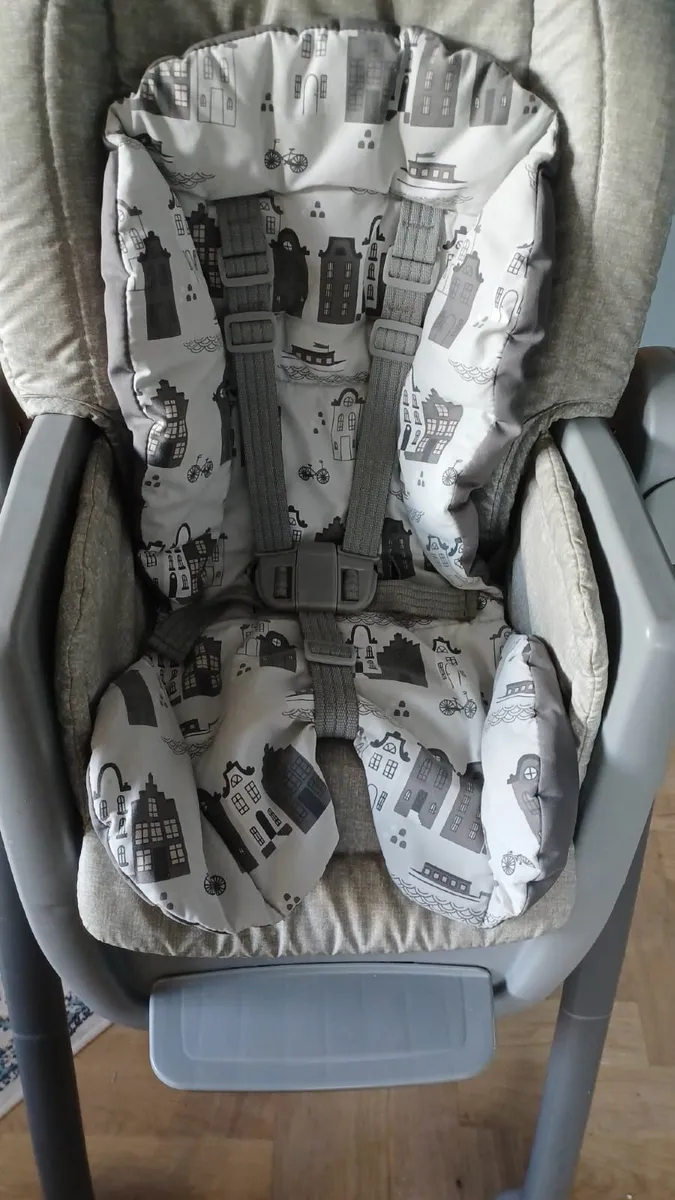 Joie 6 in 1 highchair - Image 4
