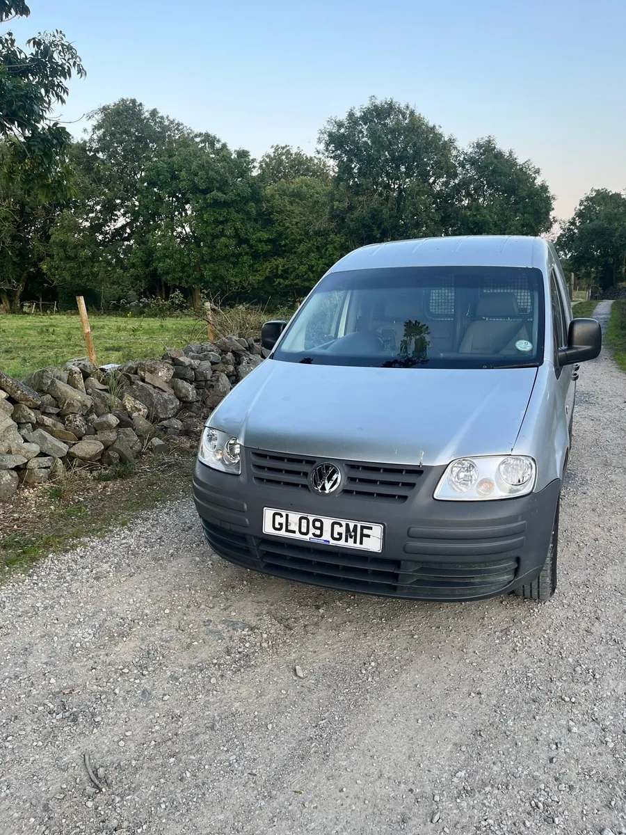 2009 Volkswagen caddy - Image 2