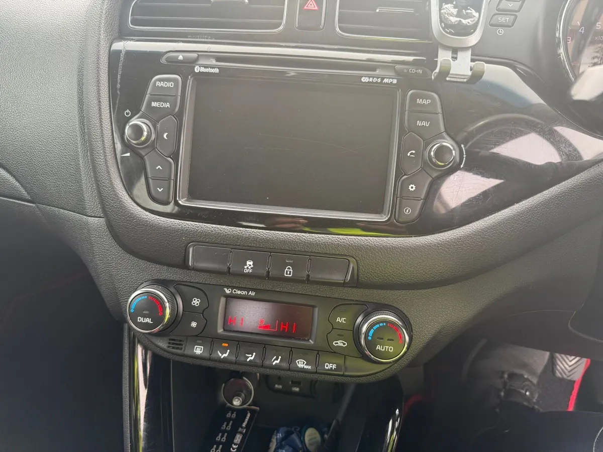 Kia Ceed 2013 - Image 4