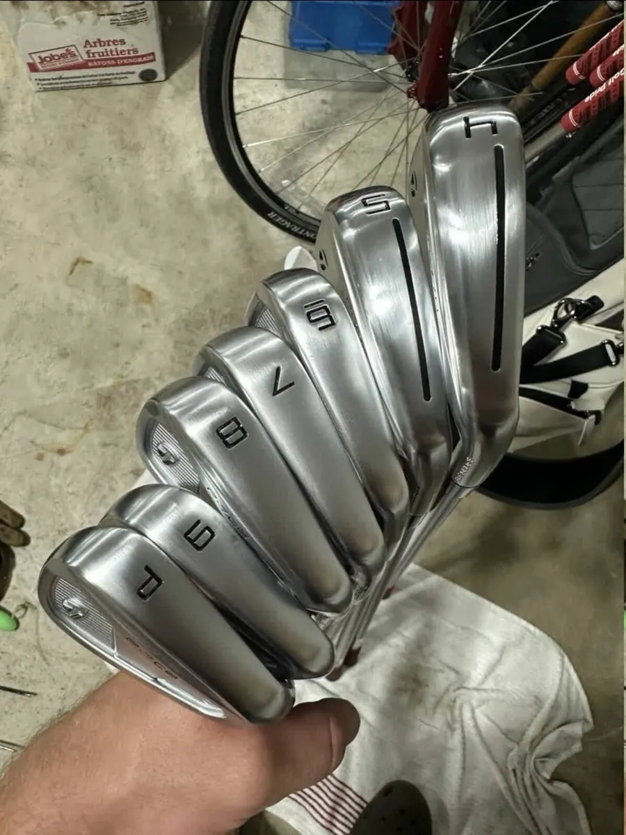 Taylormade p7cb / p770 Iron Set clubs - Image 4