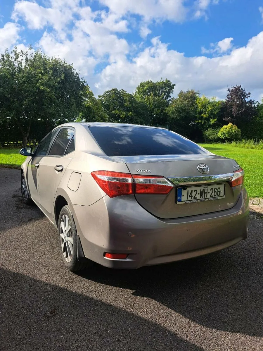 2014 Toyota Corolla - Image 2