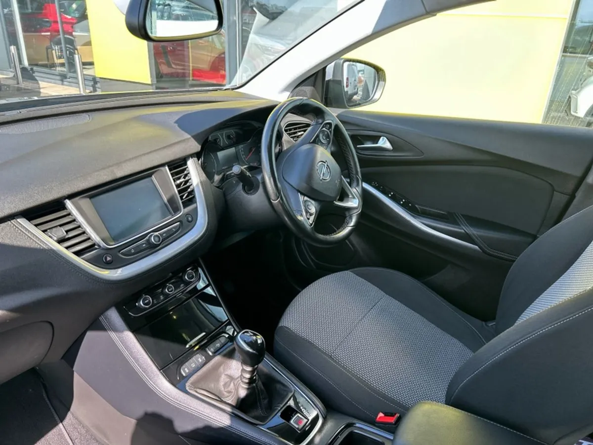 Opel GRANDLAND X SC 1.5 T 130PS 4DR - Image 3