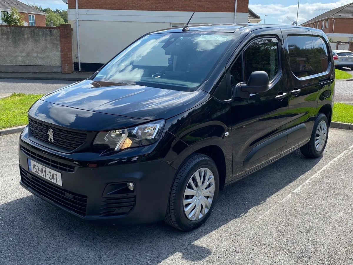 2019 Peugeot Partner Professional NO VAT - Image 3