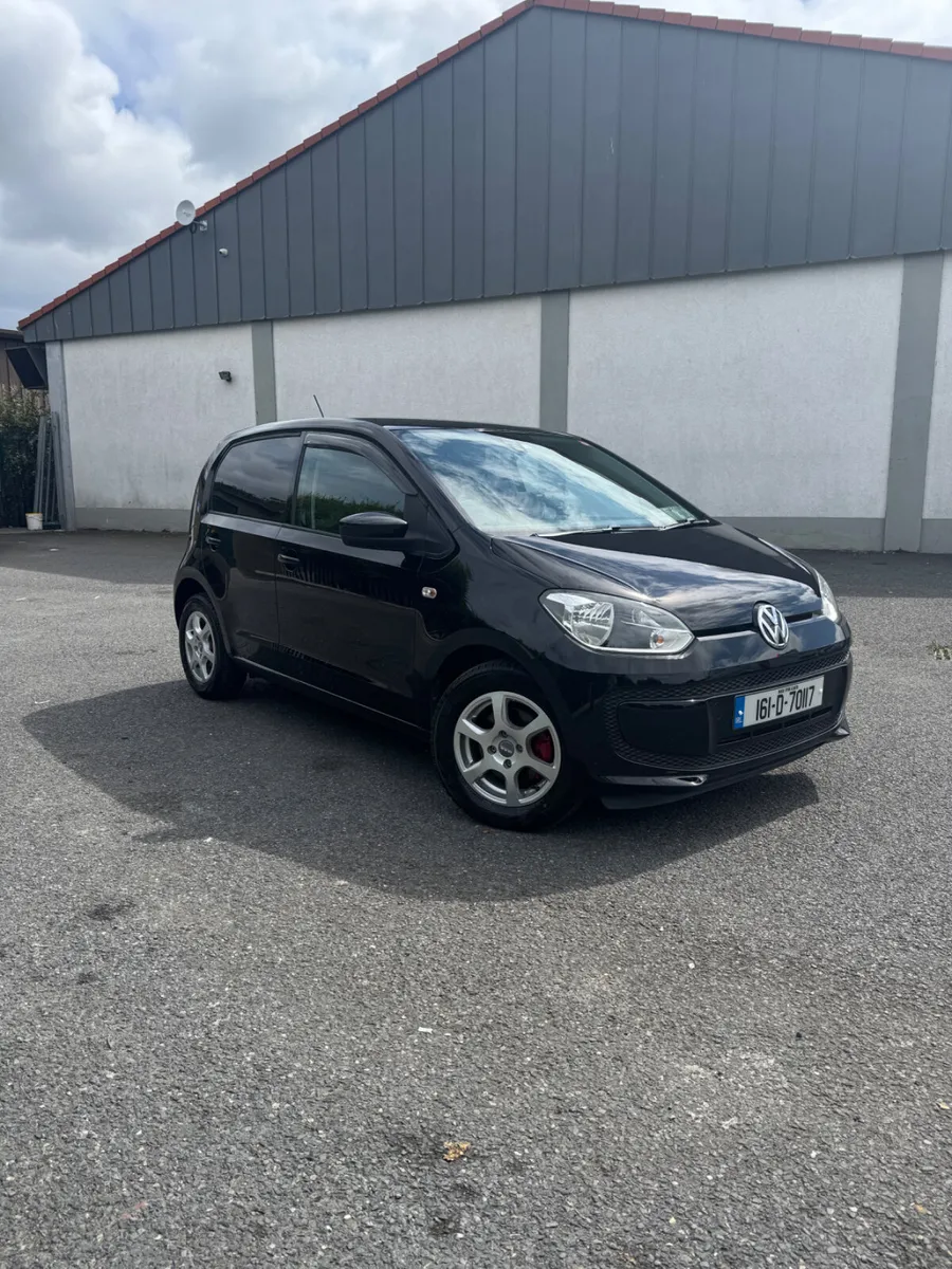 Volkswagen UP Automatic 1L - Image 1